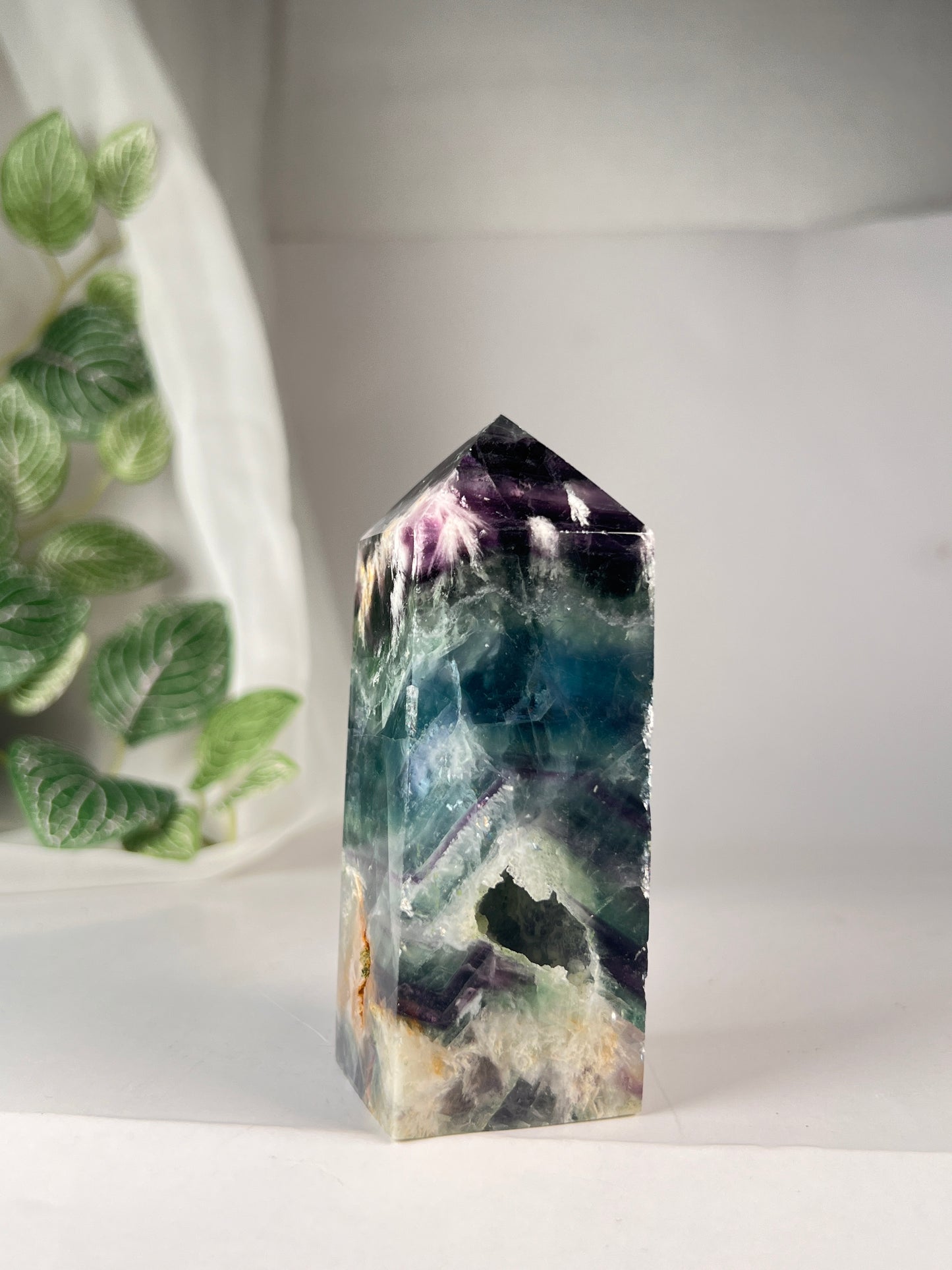 Snow flake fluorite 4' *RARE*