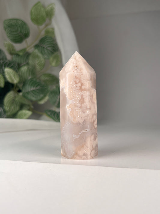 Flower agate obelisk 4"