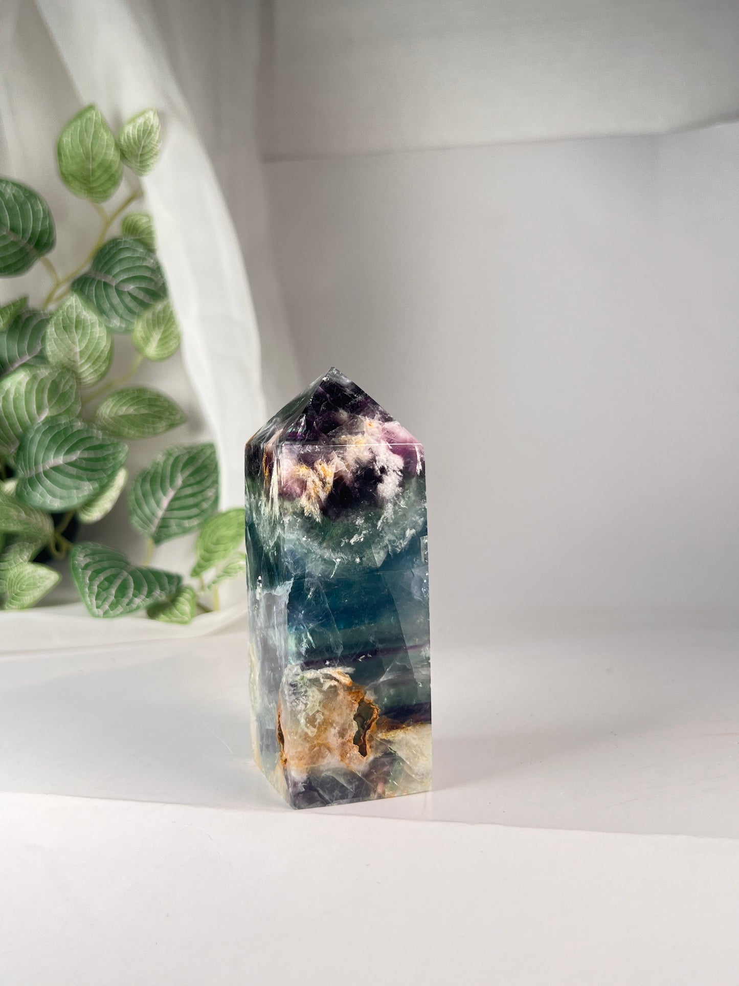 Snow flake fluorite 4' *RARE*