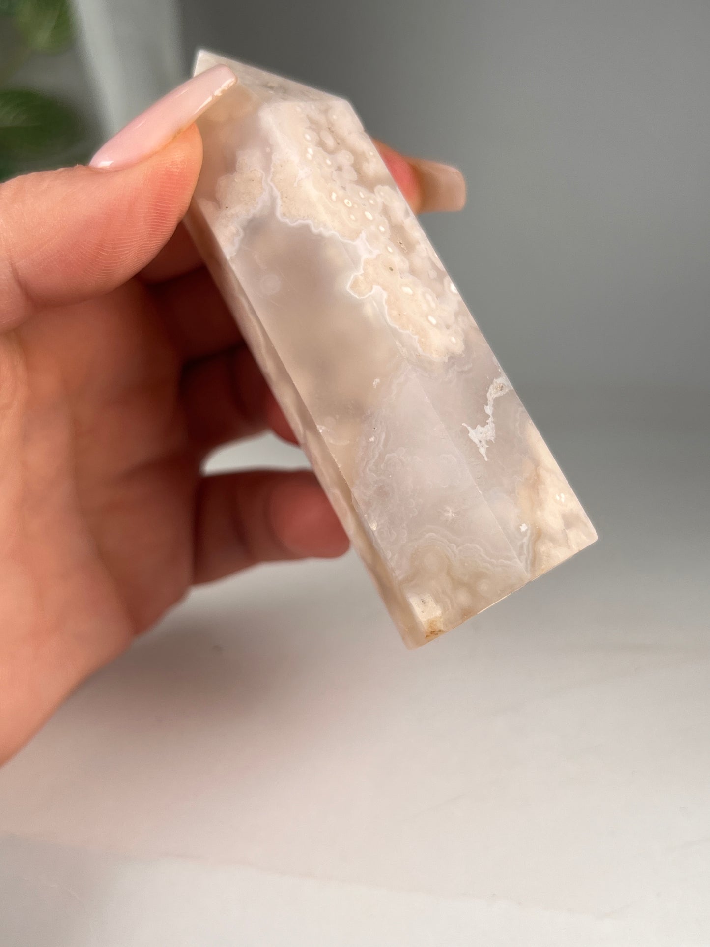 Flower agate obelisk 4"