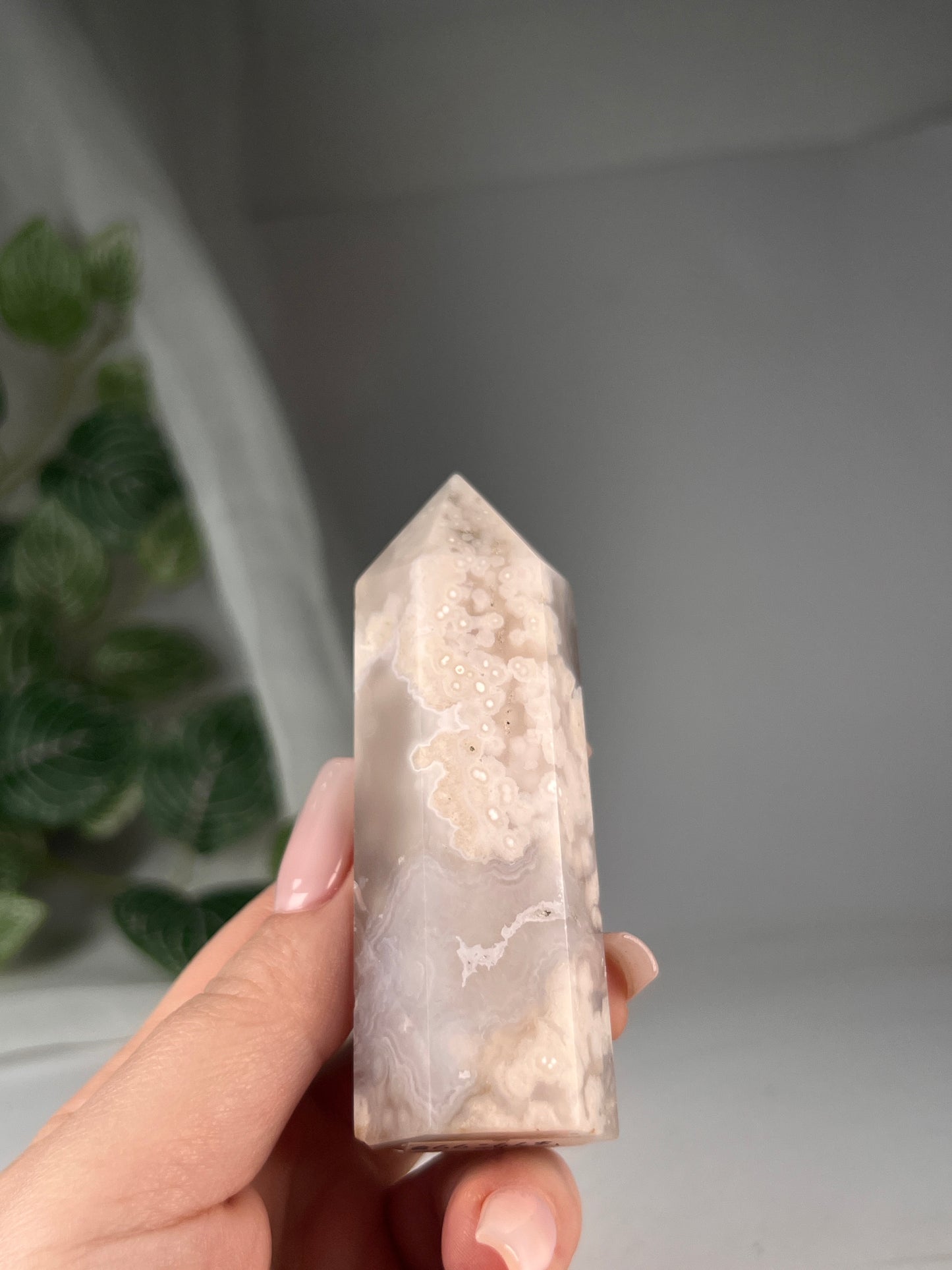 Flower agate obelisk 4"