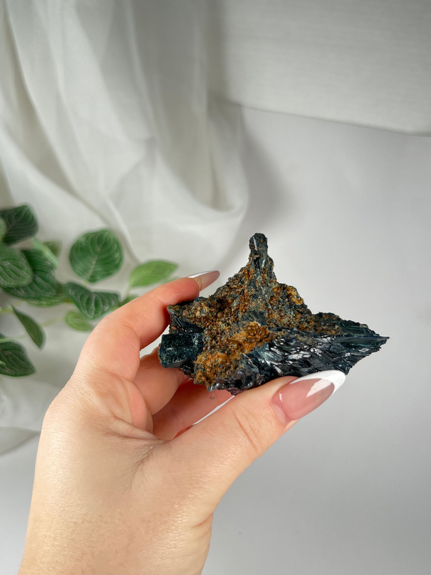 Vivanite Cluster