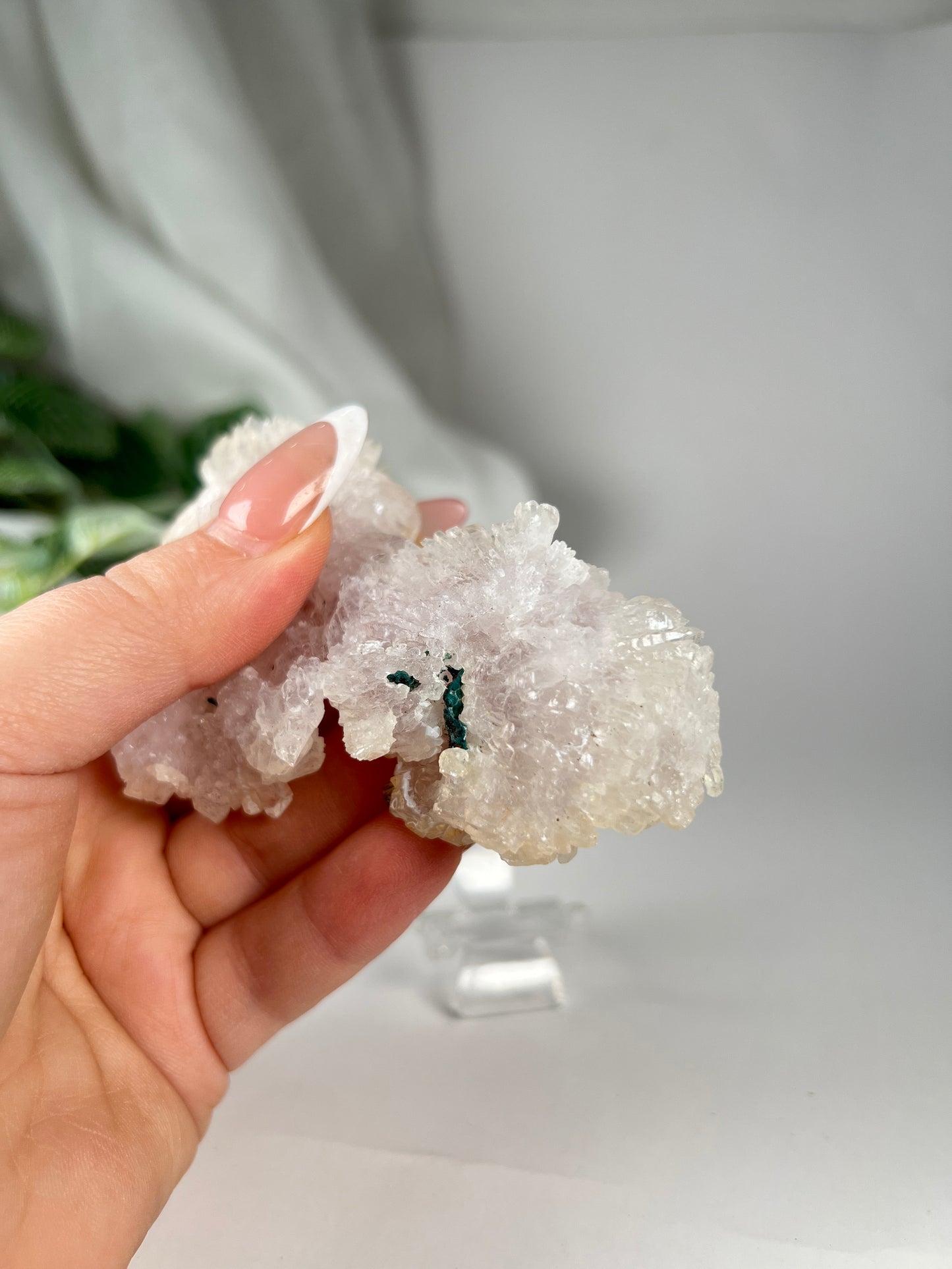 Aura Amethyst Flower