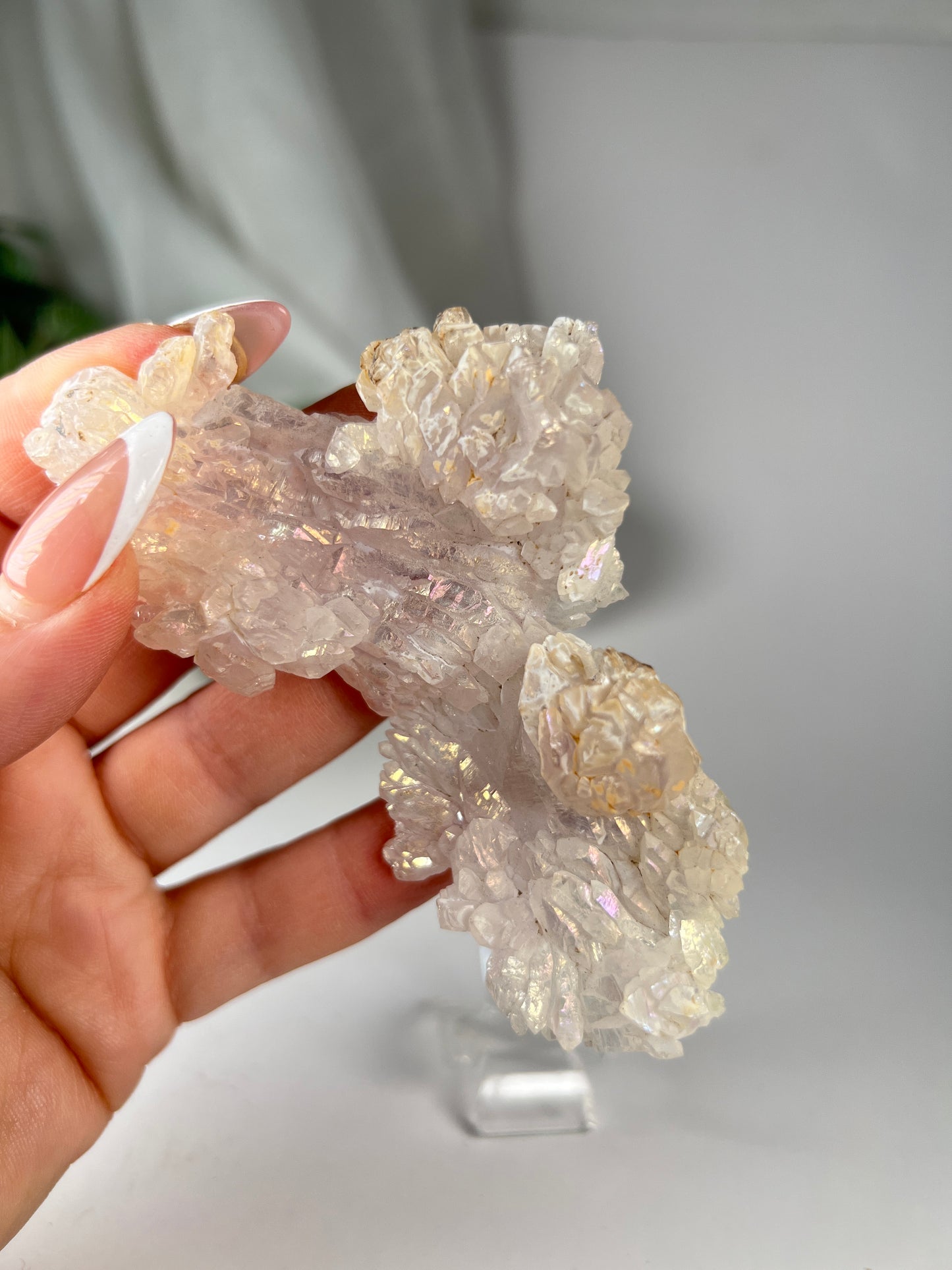 Aura Amethyst Flower
