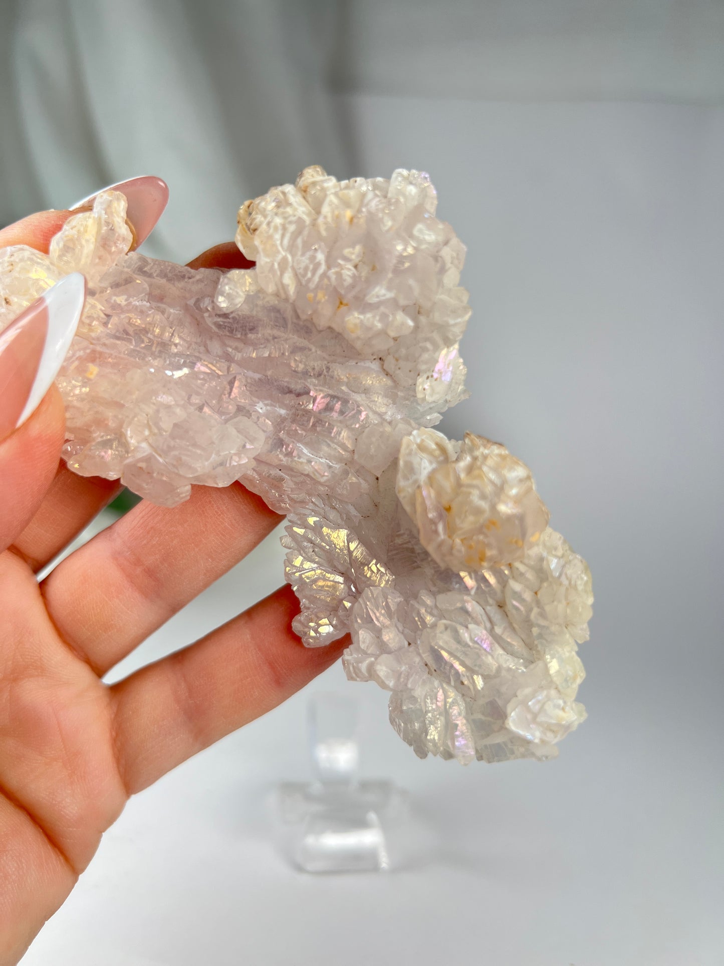 Aura Amethyst Flower