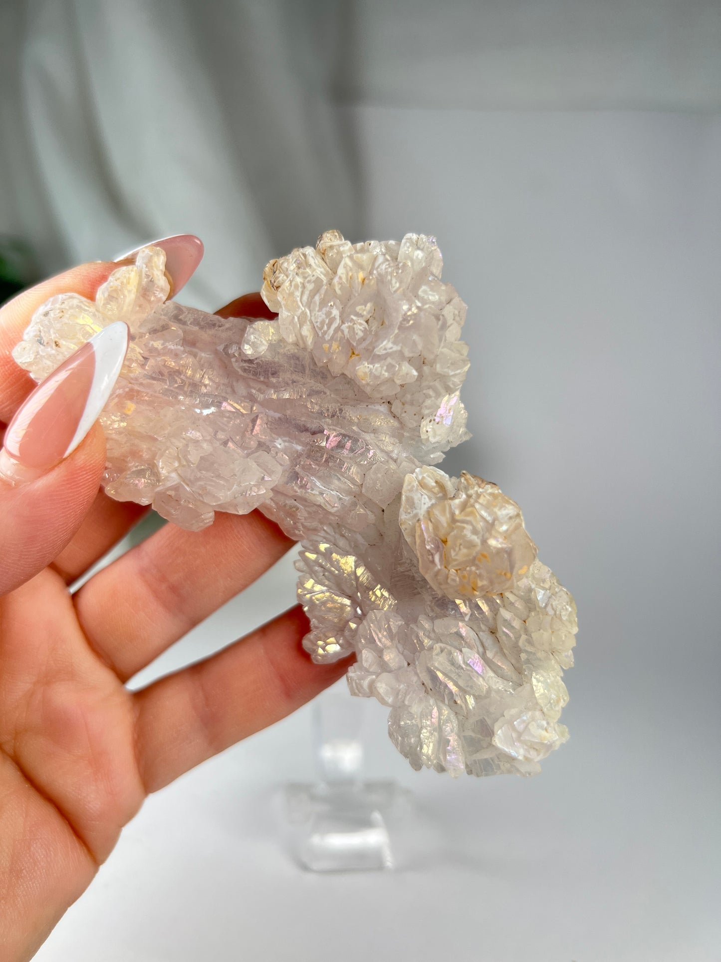 Aura Amethyst Flower