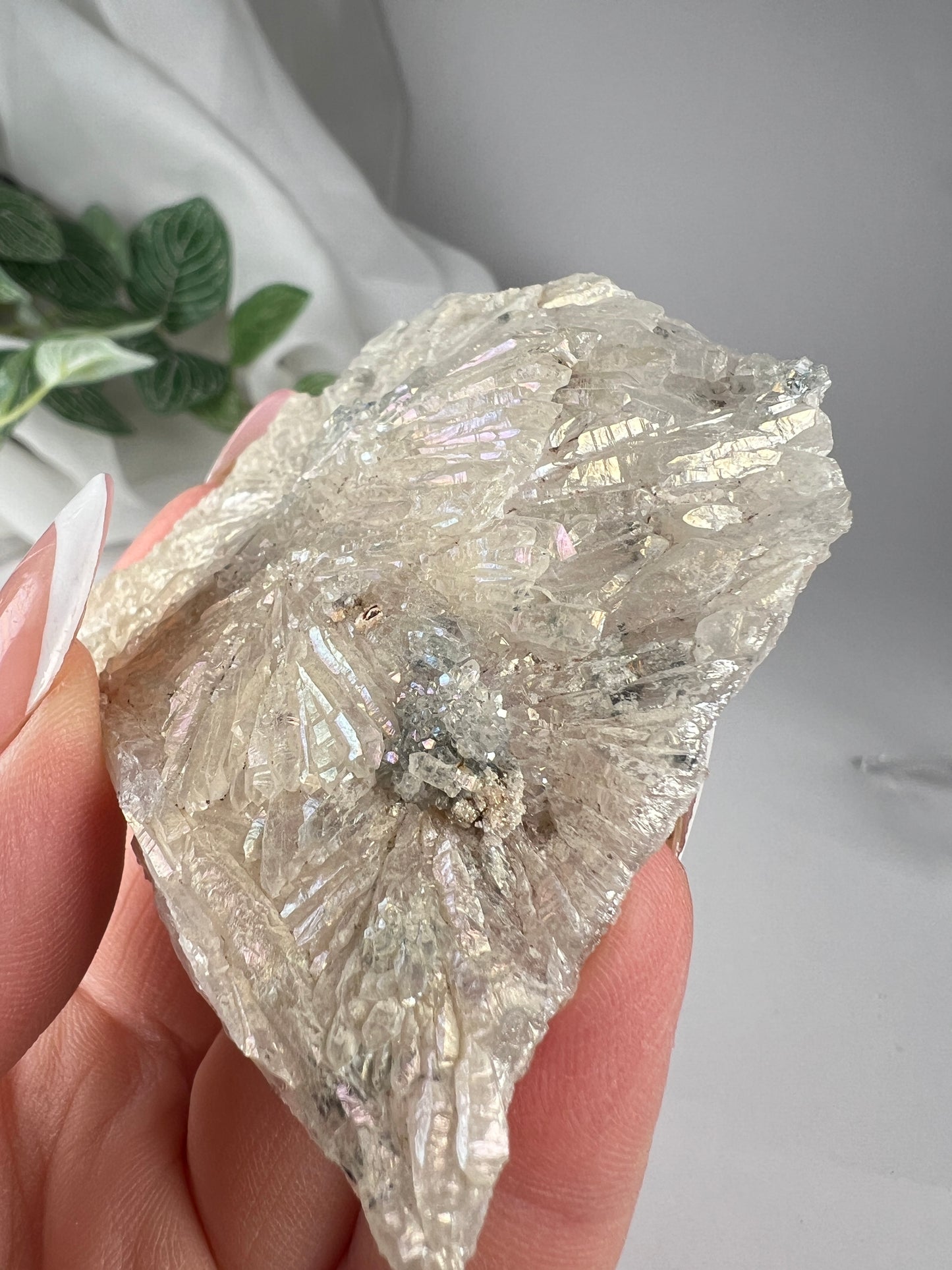 Aura Amethyst Flower