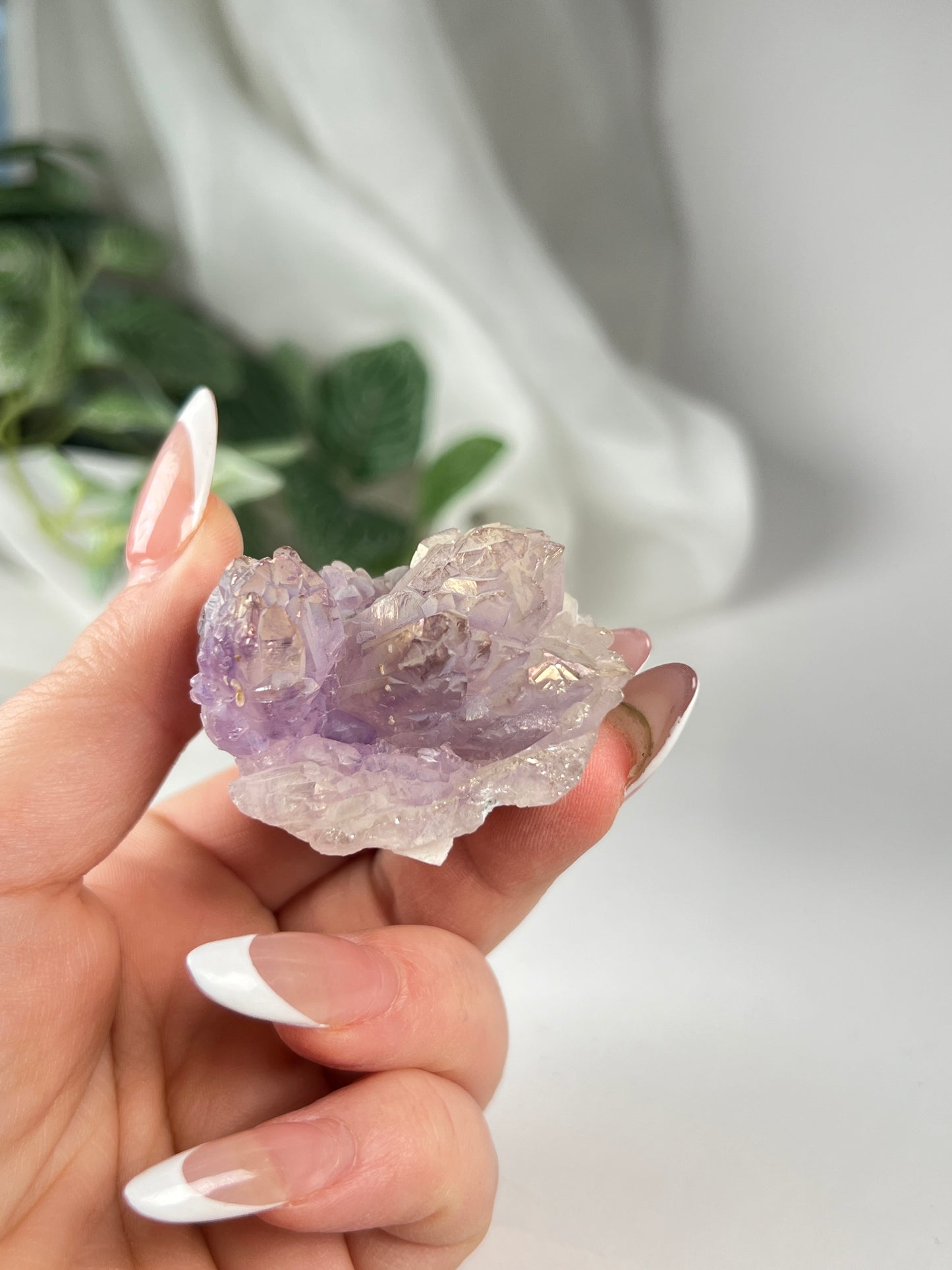 Aura Amethyst Flower