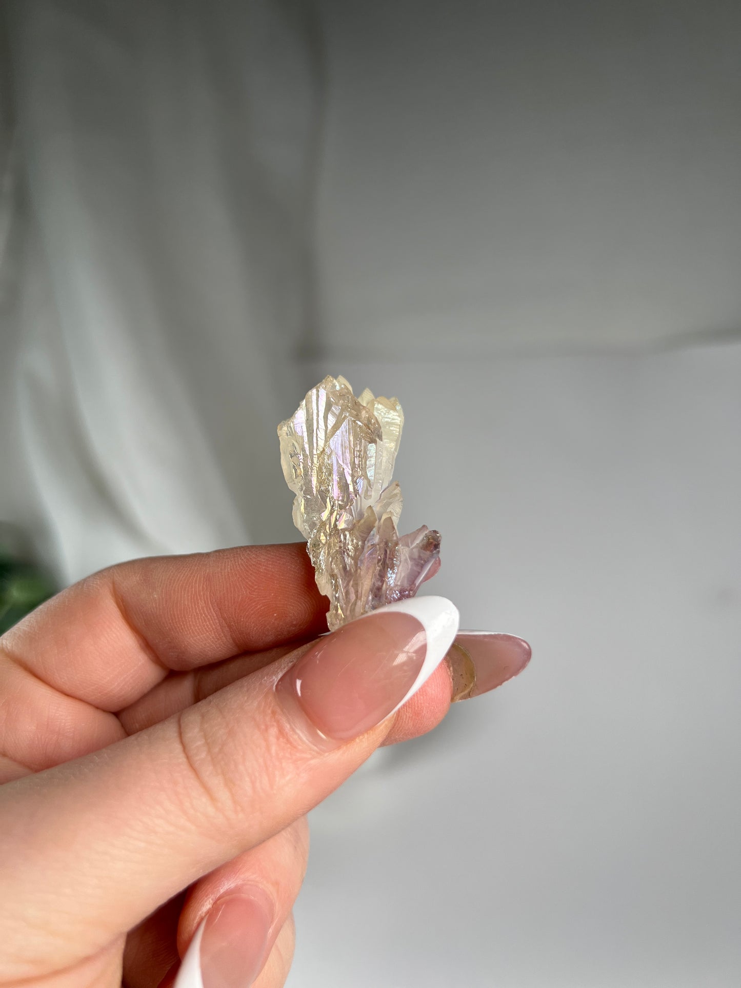 Aura Amethyst Flower