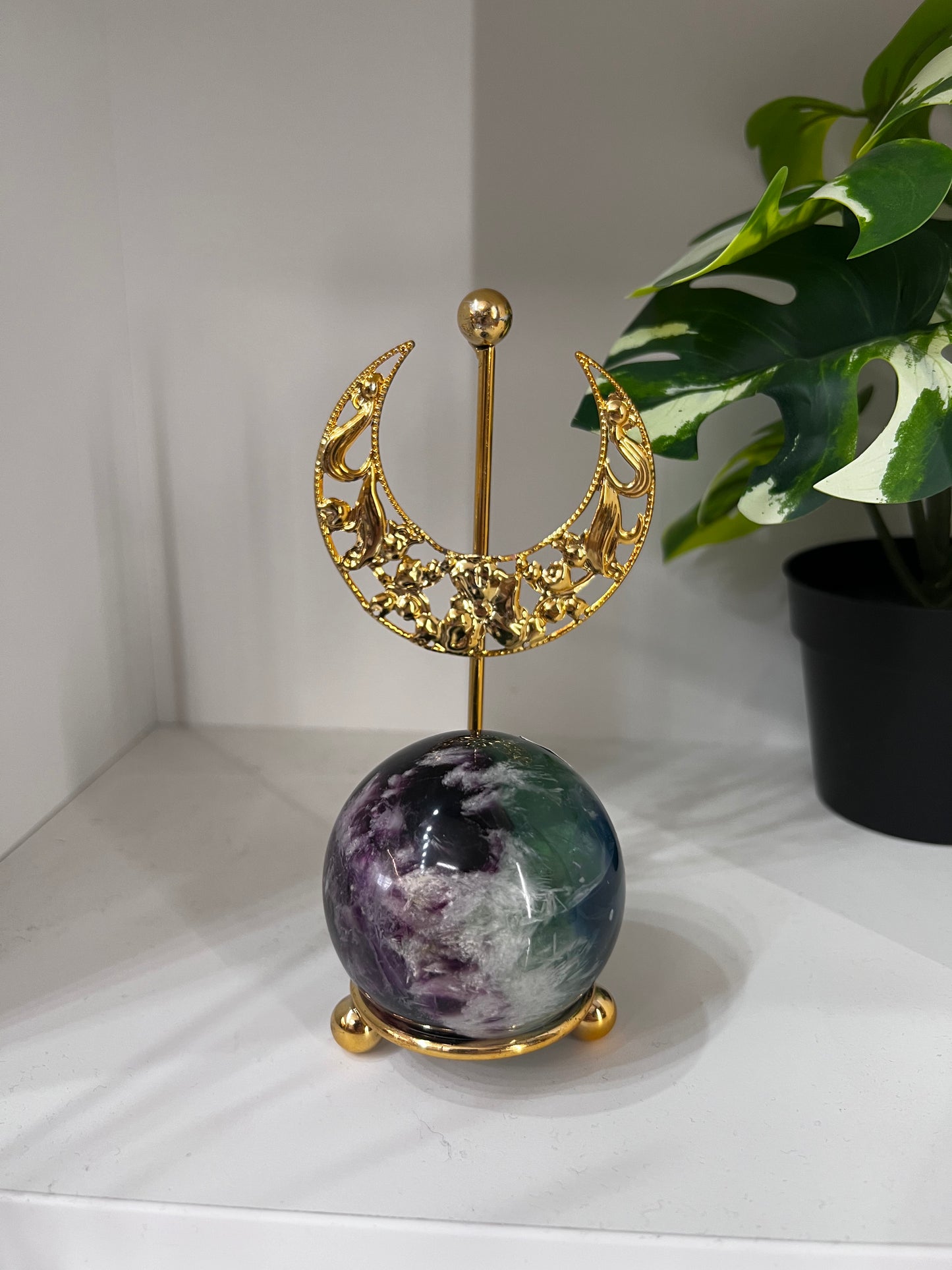 Crescent Moon Sphere Holder