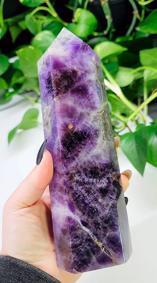 Chevron Amethyst Obelisk - Large 8.5"