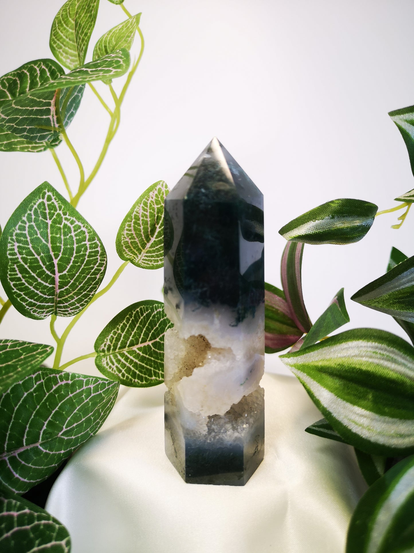 Moss agate druzy 4"