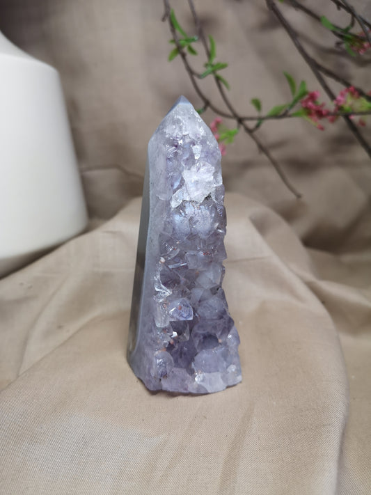 Amethyst with agate 4.75"