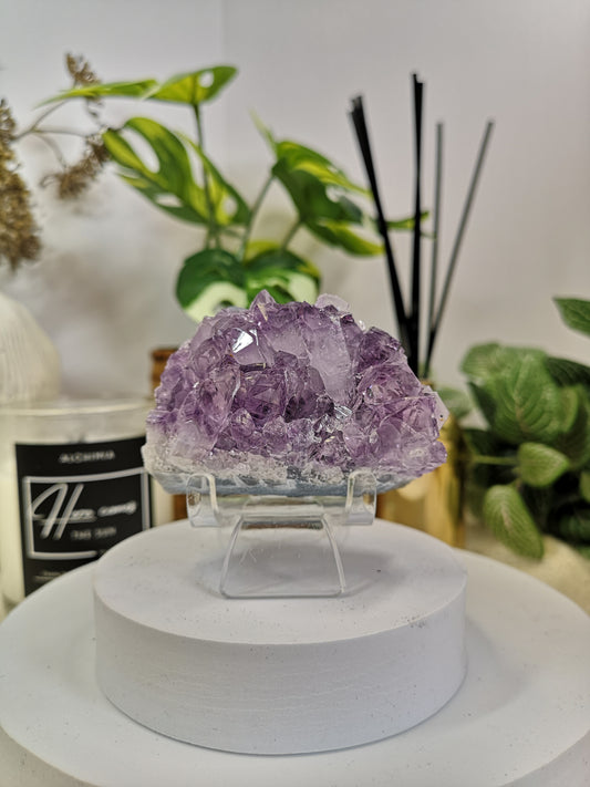 Medium Amethyst clusters