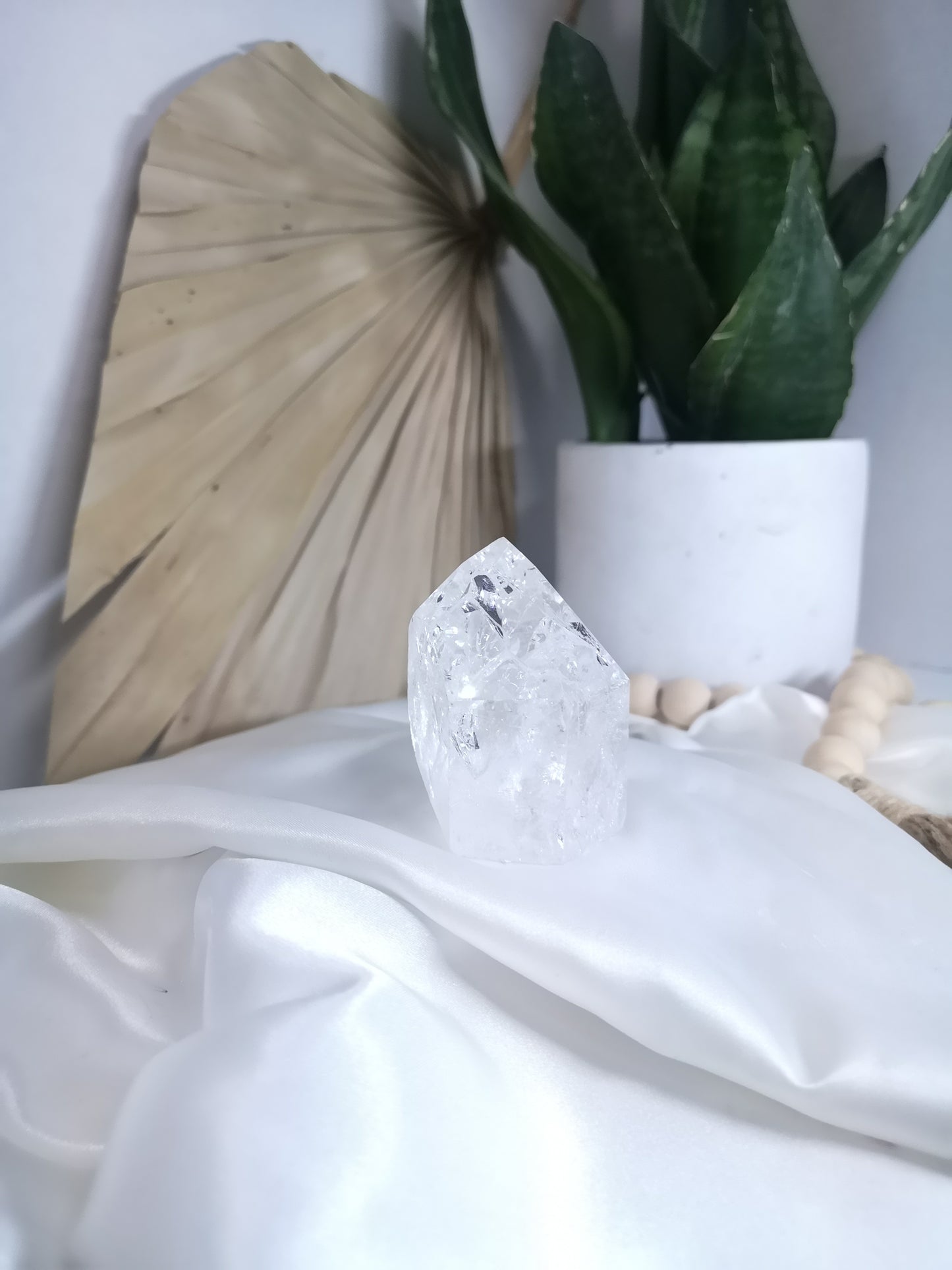 Crackle Quartz Point