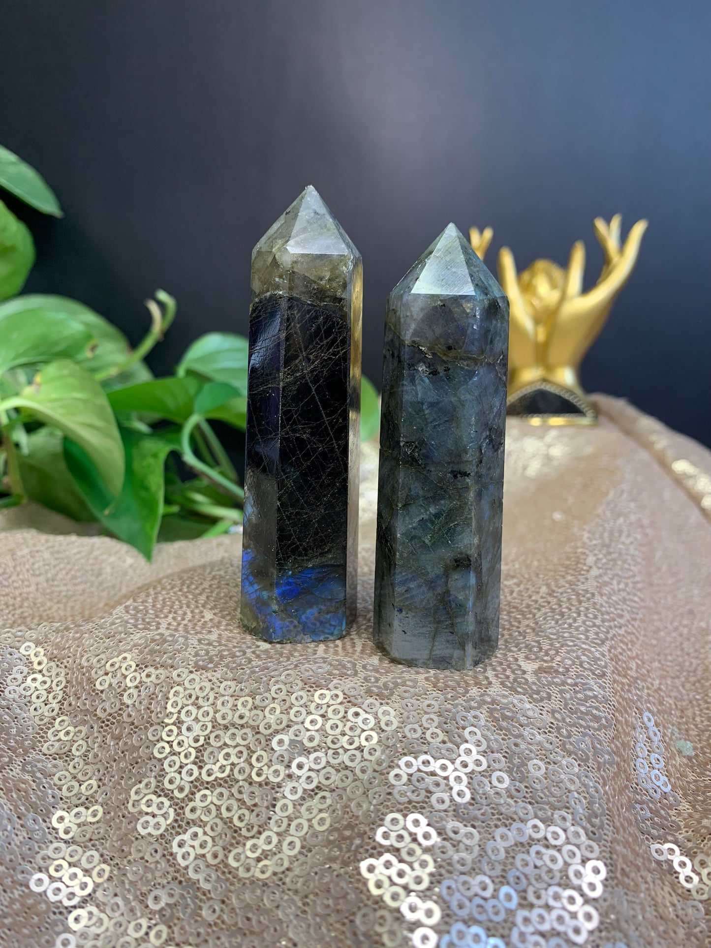labradorite point