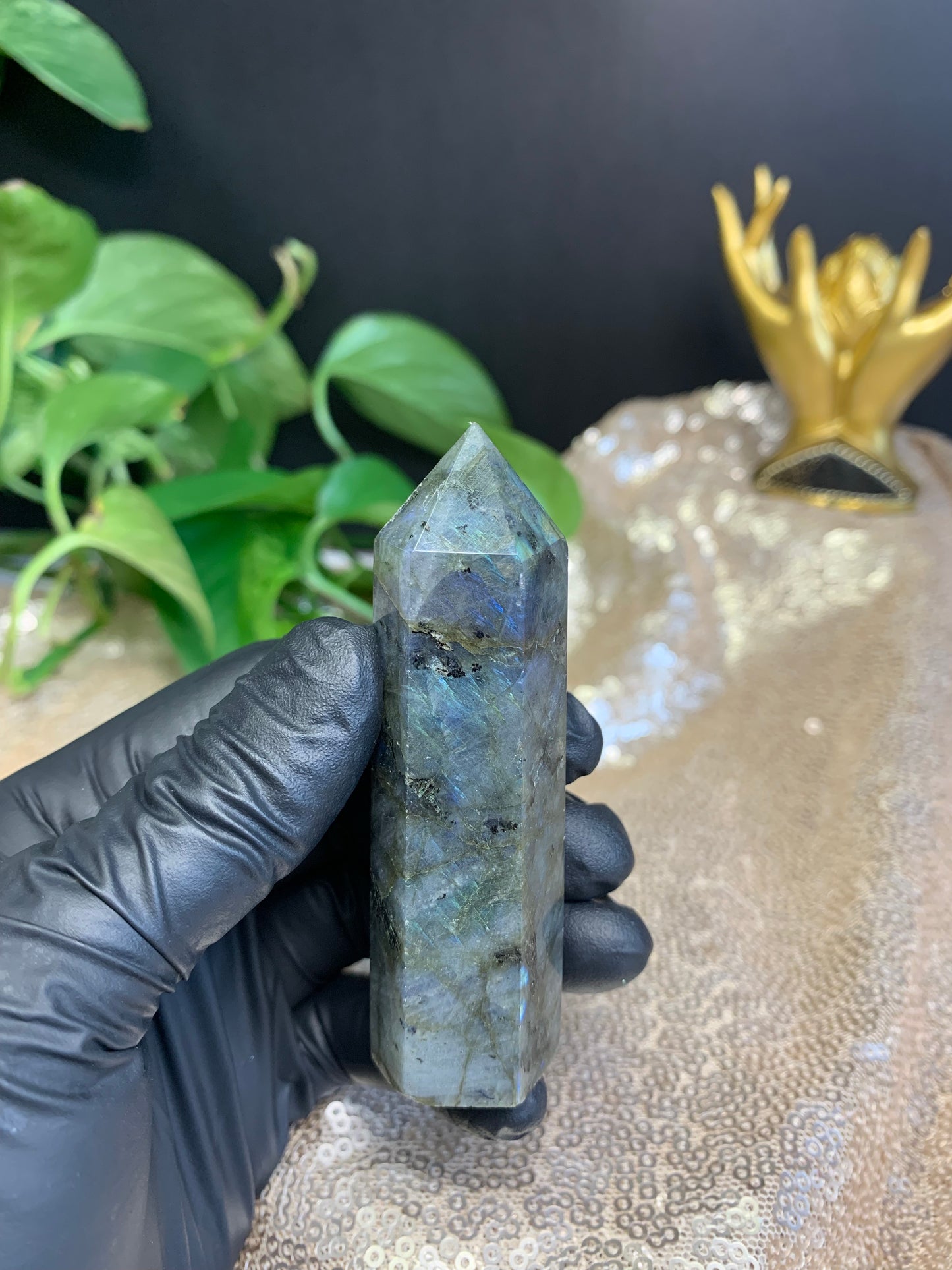 labradorite point