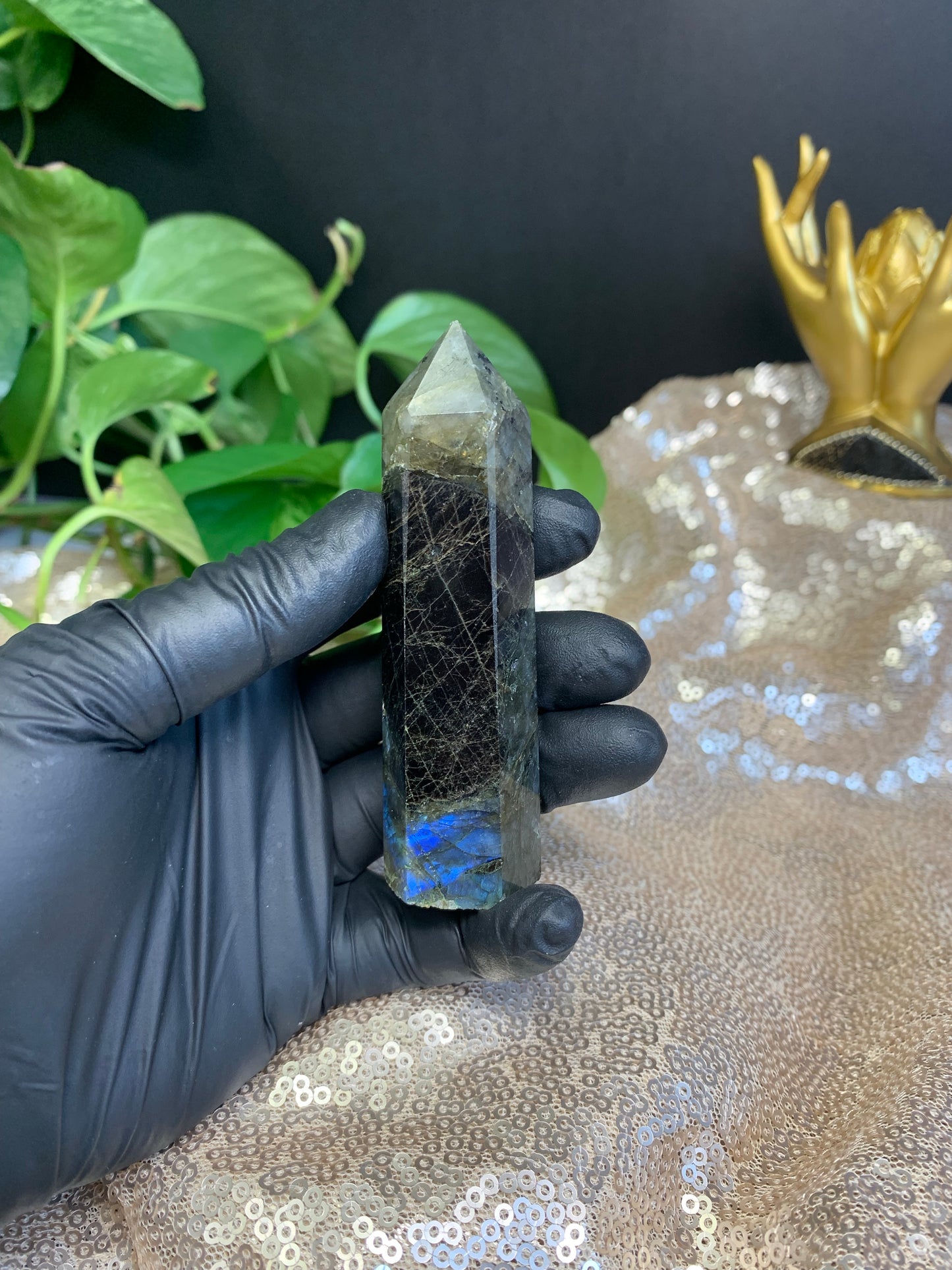 labradorite point