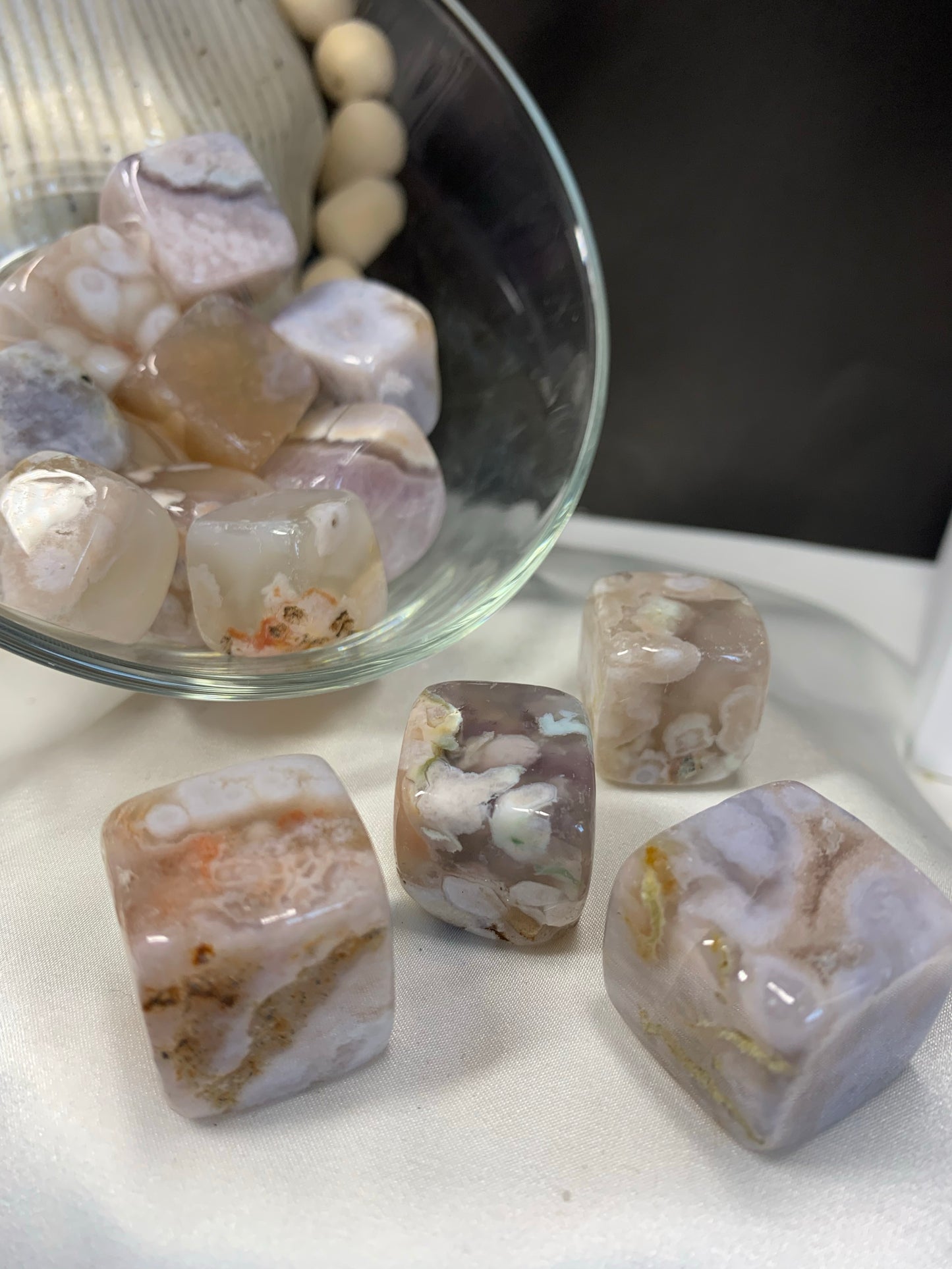 Flower agate cubes
