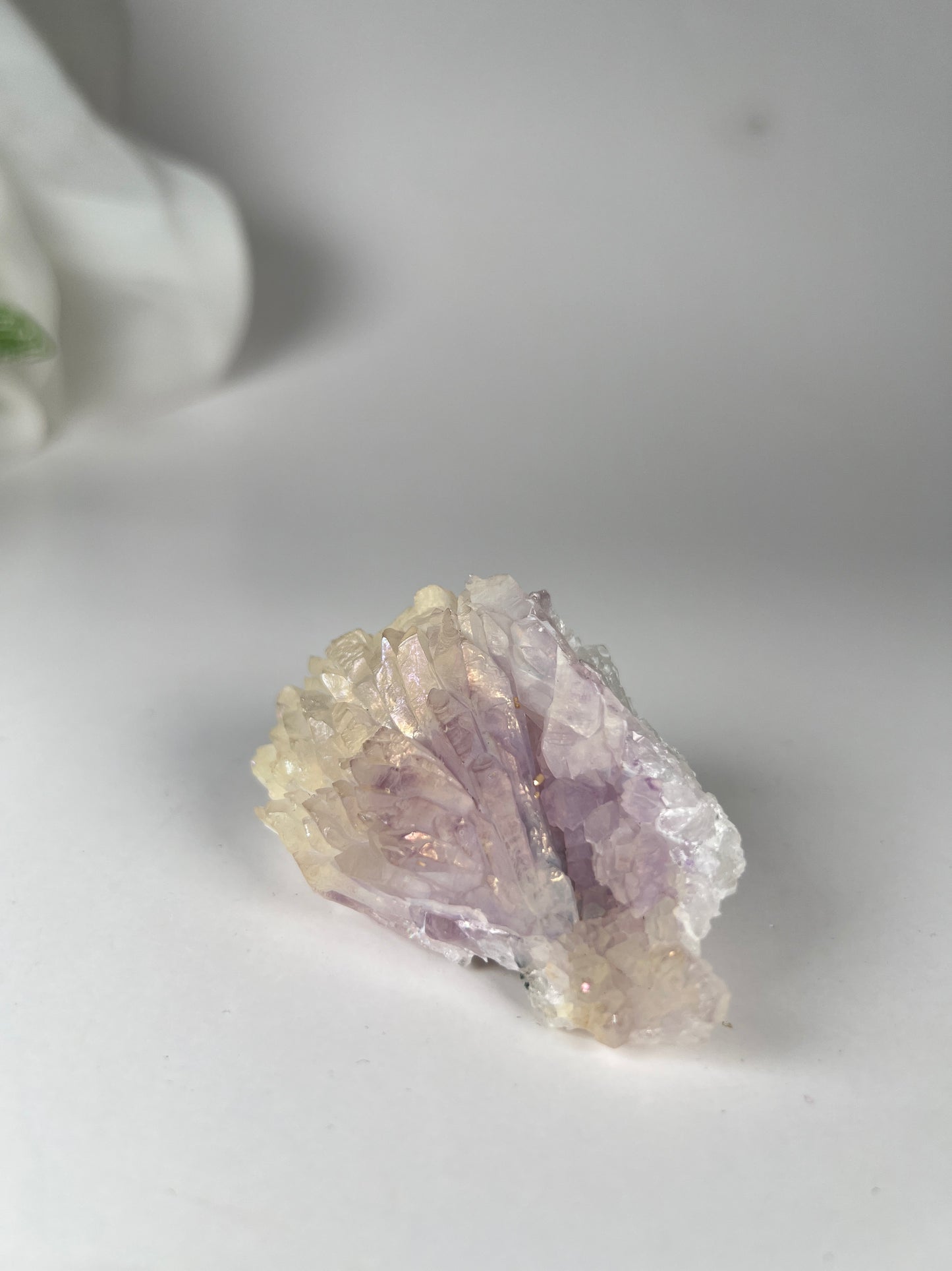 Aura Amethyst Flower