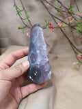 Amethyst with agate