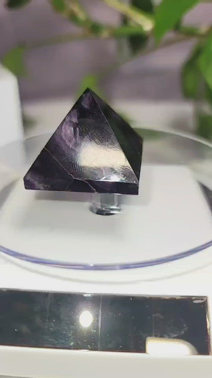 Fluorite pyramid